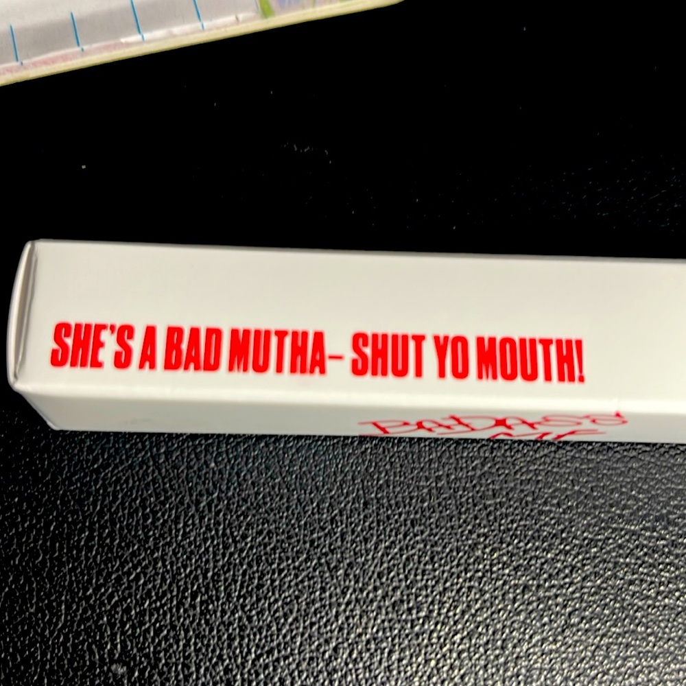 Lip liner